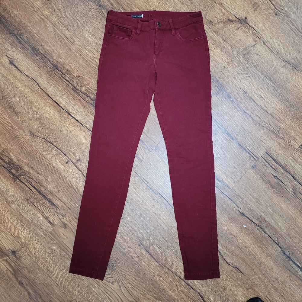 Kut from the Kloth Jennifer Ultra skinny pants